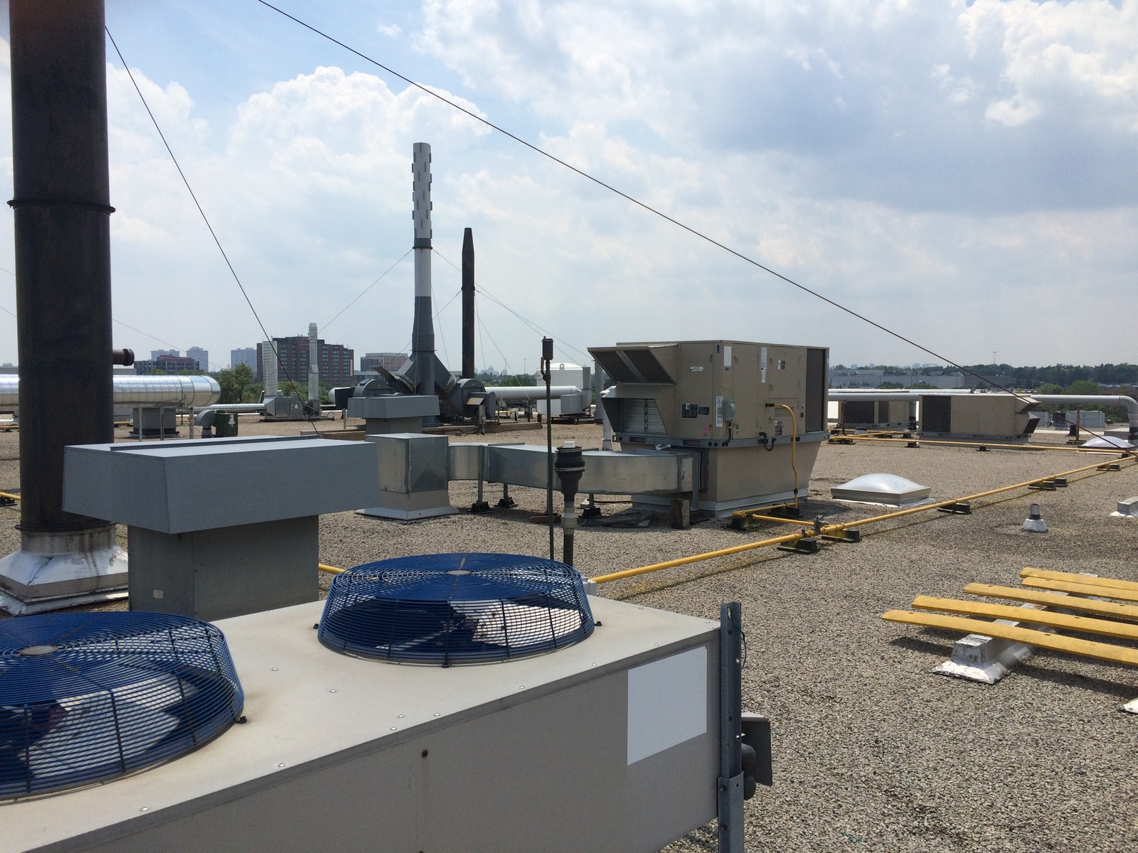 Commercial flat roof in Markham