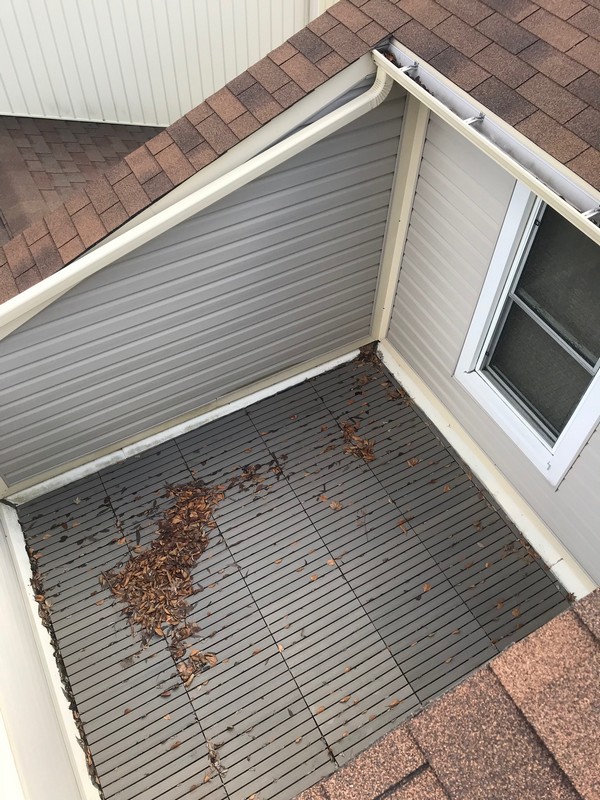 Flat roof repairs to walk out roof deck in home in Pickering